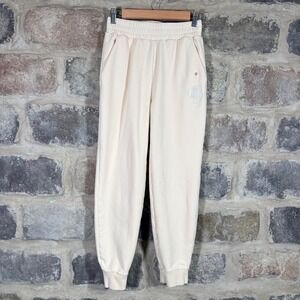 KadyLuxe Cream Notre Dame Shamrock Logo Sweatpants Joggers Women's Size Small‎